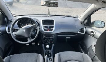 Peugeot 206+ full