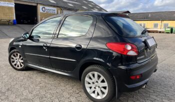 Peugeot 206+ full