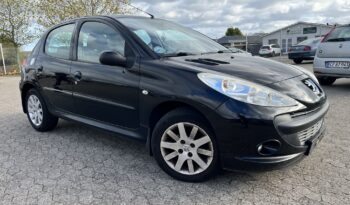Peugeot 206+ full