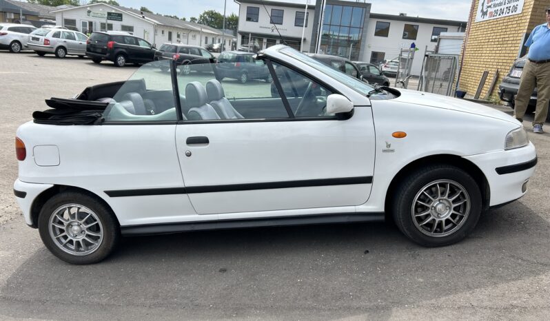 Fiat Punto 1,6 90 ELX Cabriolet 2d full