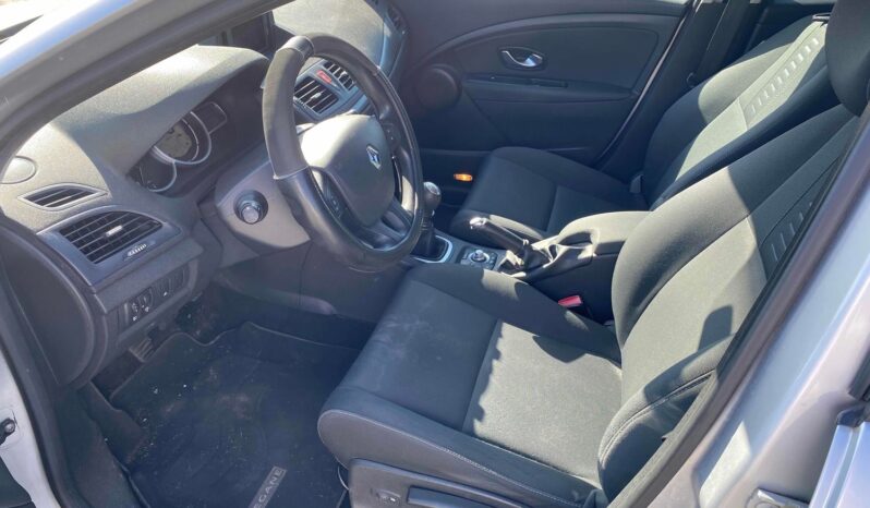 Renault Megane III 1,5 dCi 90 Expression 5d full