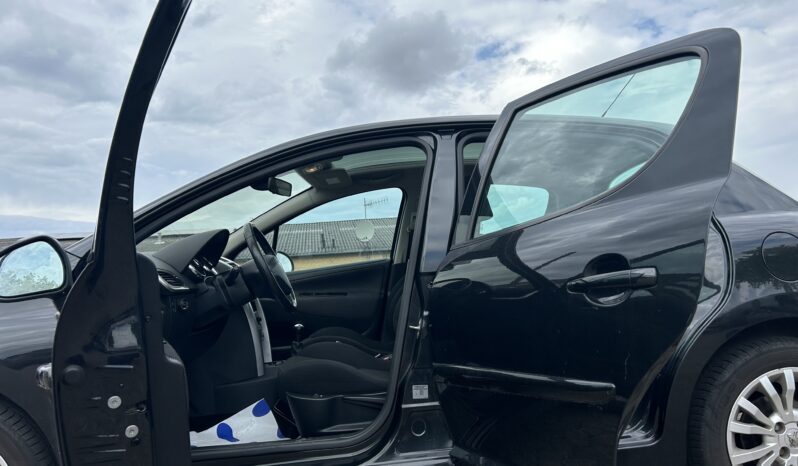 Peugeot 207 1,6 VTi S16 Benzin full