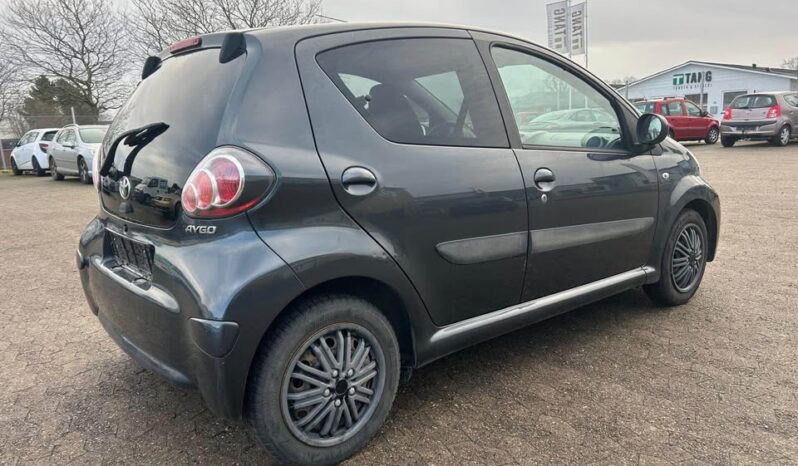 Toyota Aygo full